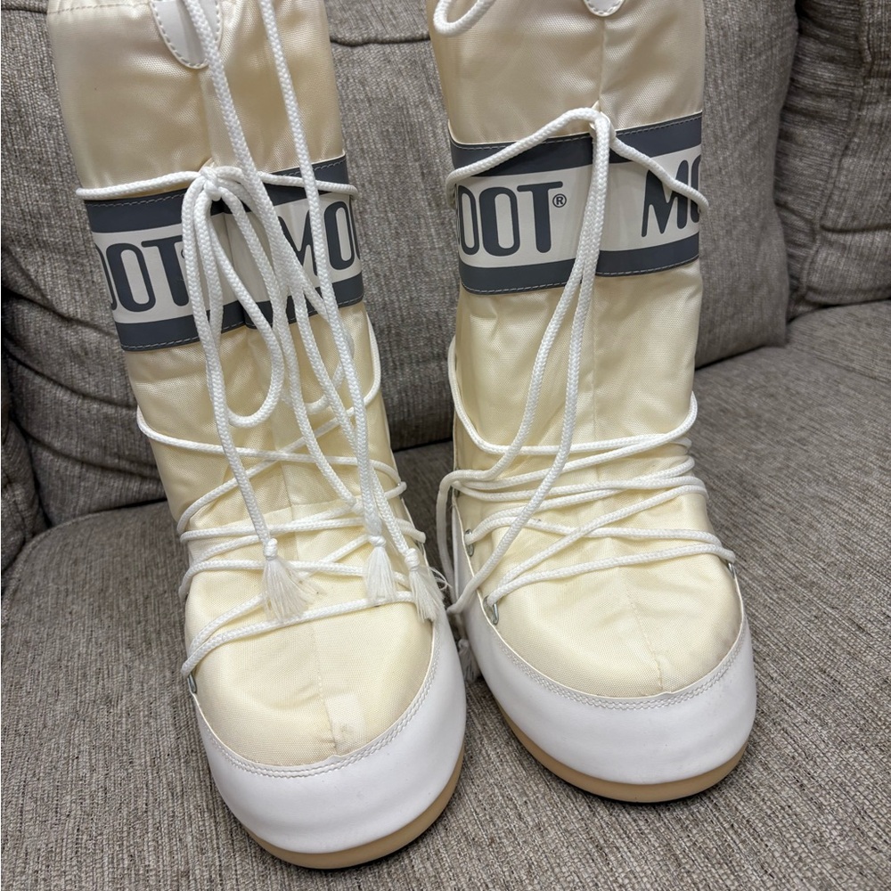 Moon Boot Cream and White Footwear